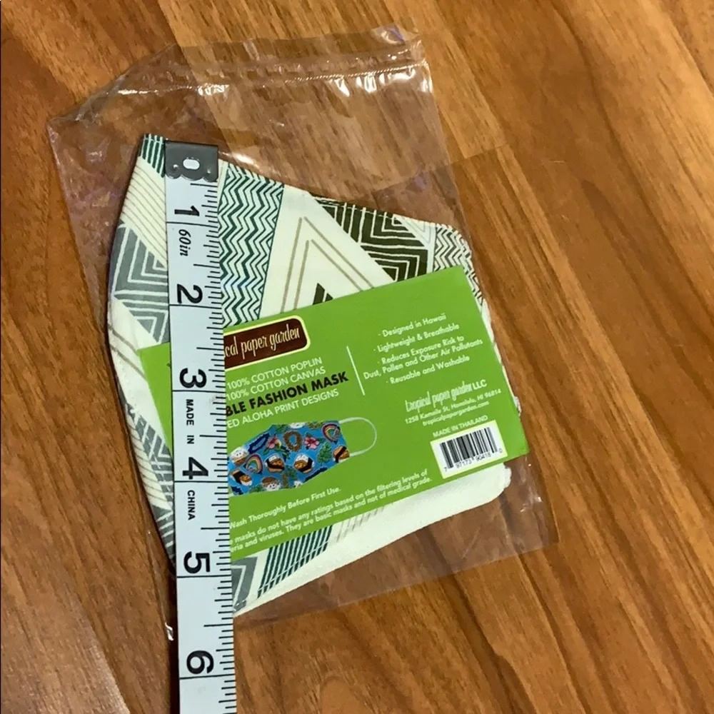 NWT Tropical Paper Garden Washable Fashion Mask
